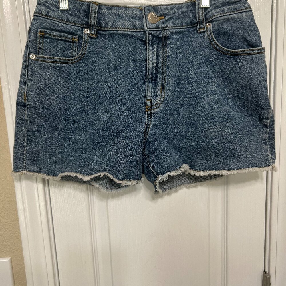 Maurices High Rise jean shorts, size 10